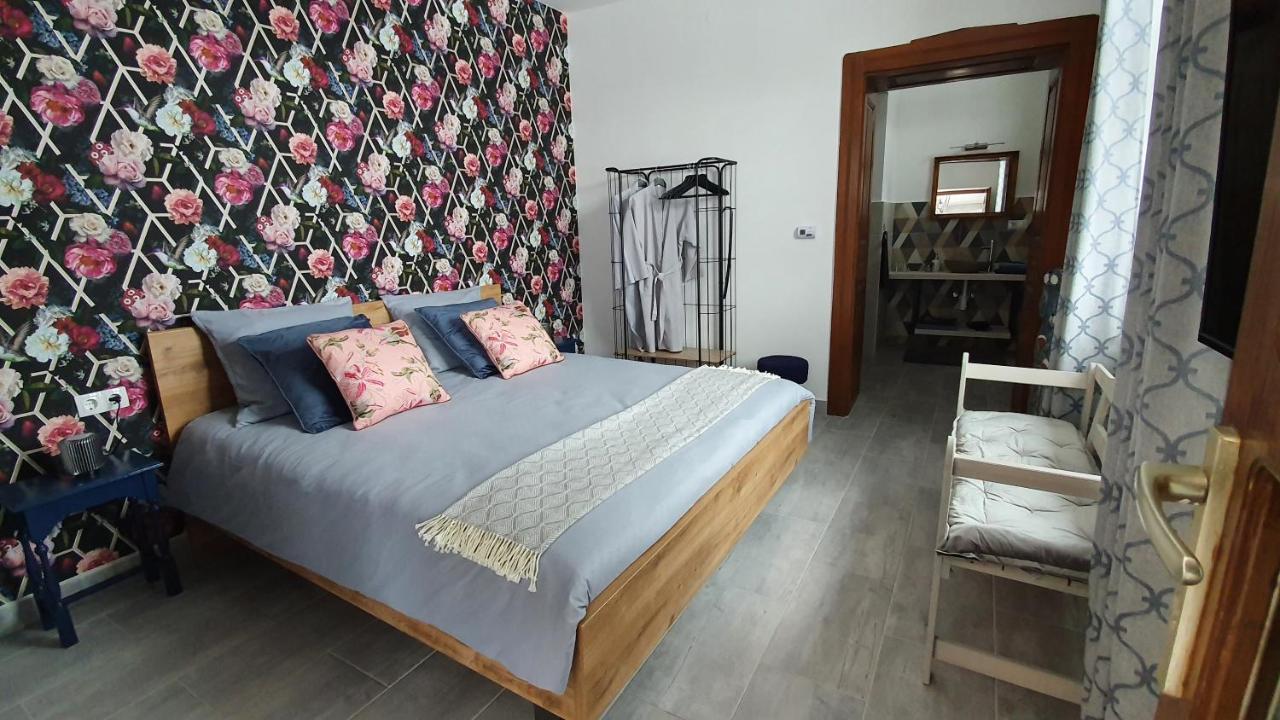 Tisza White House Bed & Breakfast Tiszaszolos Dış mekan fotoğraf