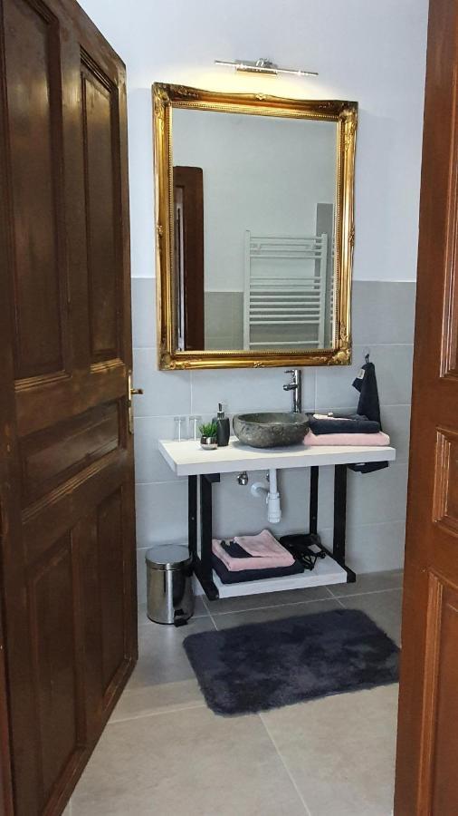 Tisza White House Bed & Breakfast Tiszaszolos Dış mekan fotoğraf