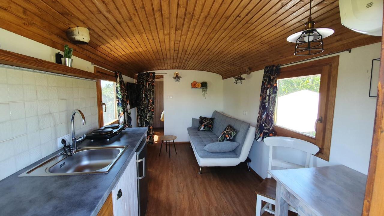 Tisza White House Bed & Breakfast Tiszaszolos Dış mekan fotoğraf