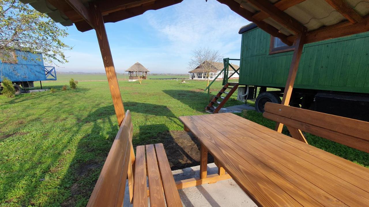 Tisza White House Bed & Breakfast Tiszaszolos Dış mekan fotoğraf
