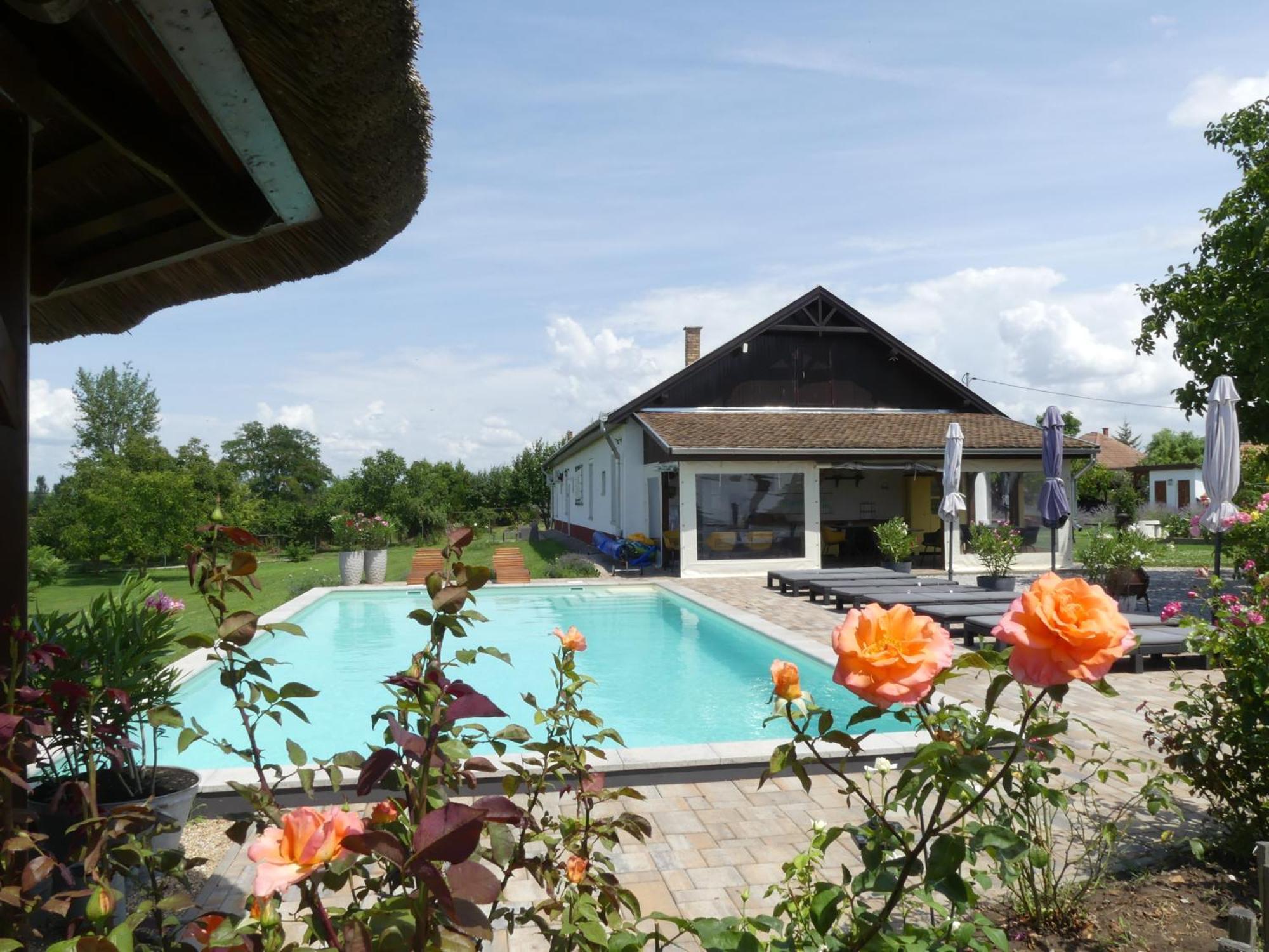 Tisza White House Bed & Breakfast Tiszaszolos Dış mekan fotoğraf